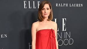. Rose Byrne Honored as Harvard’s Hasty Pudding Woman of the Year