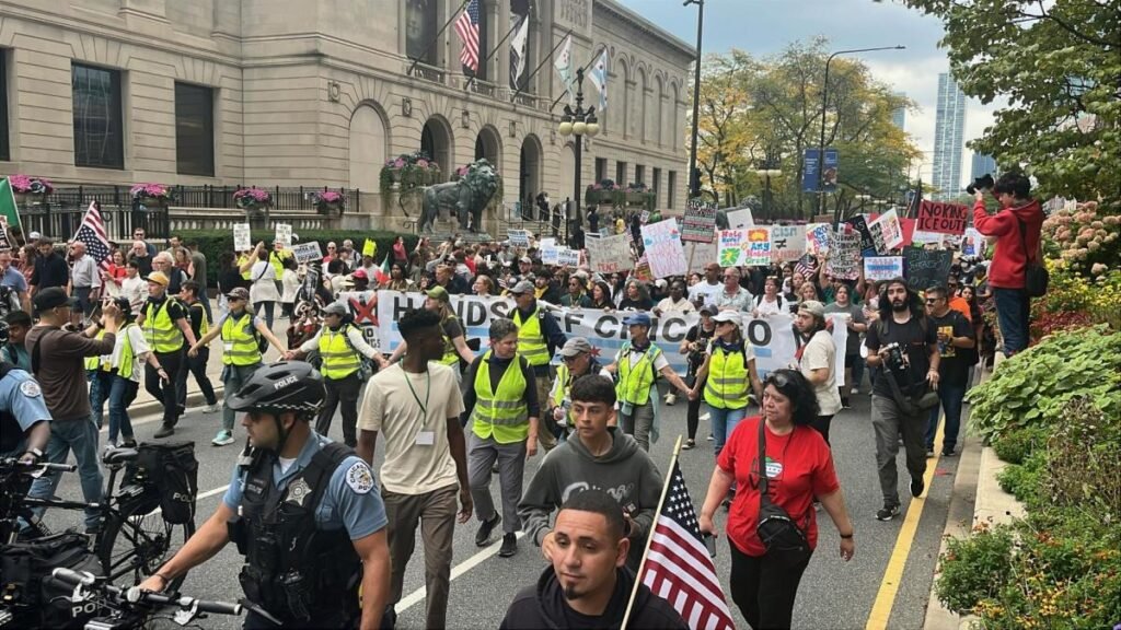 No Kings' Chicago 2026: Thousands Gather in Grant Park for Historic Democracy Rally