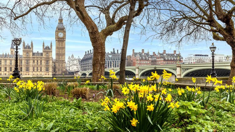 Easter 2026 London Guide: Shop Timings, Transport Updates, and Opening Hours