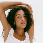 Olivia Dean Dominates 2026 BRIT Awards — Wins 4 Major Honors and Shines on Manchester Stage