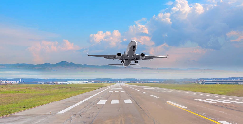 UK Foreign Office Issues Urgent Travel Warnings for Australia, Thailand, and 29 Other Destinations: Full List of Affected Countries