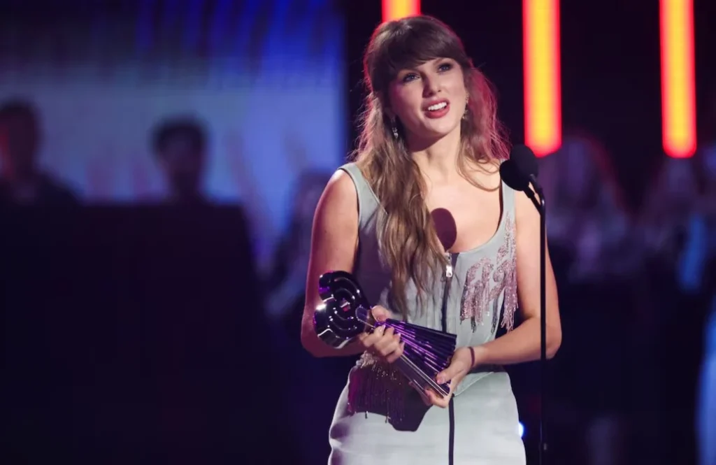 Taylor Swift Dominates 2026 iHeartRadio Music Awards with 7 Wins Including Artist of the Year [2026]