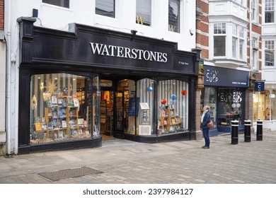 Book Lovers Spot Surprising Detail on Waterstones Sign After 44 Years