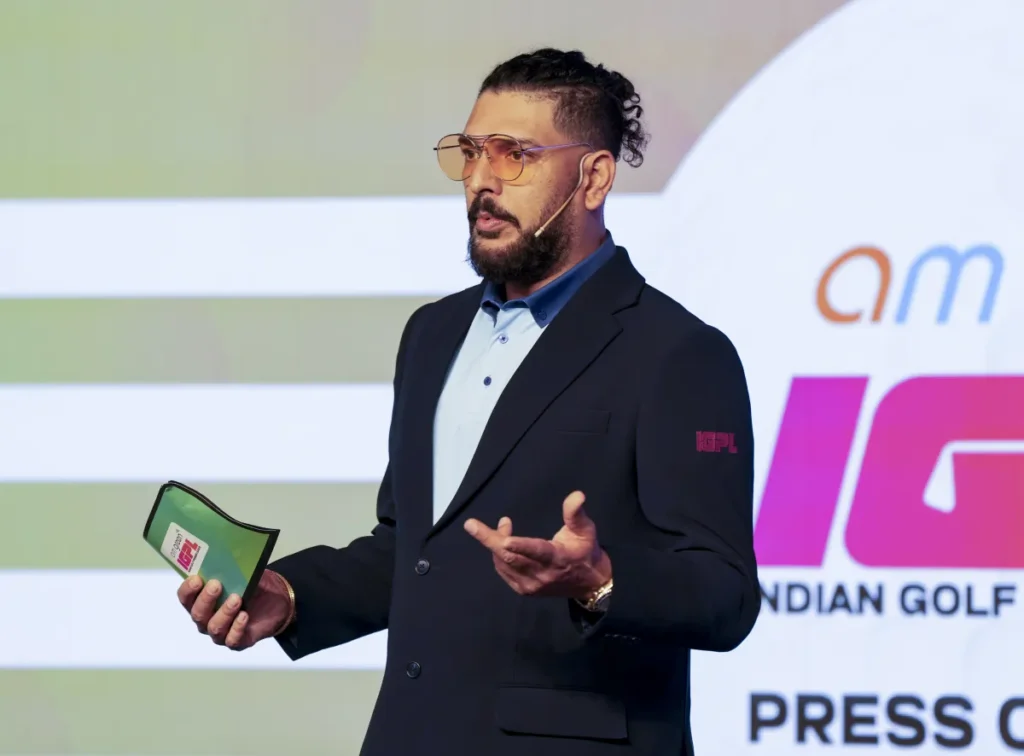 Sixer King Breaks Silence: Yuvraj Singh Issues Public Apology to MS Dhoni and Kapil Dev[Report]